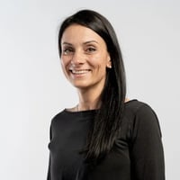 Alice-Olivieri-Performer