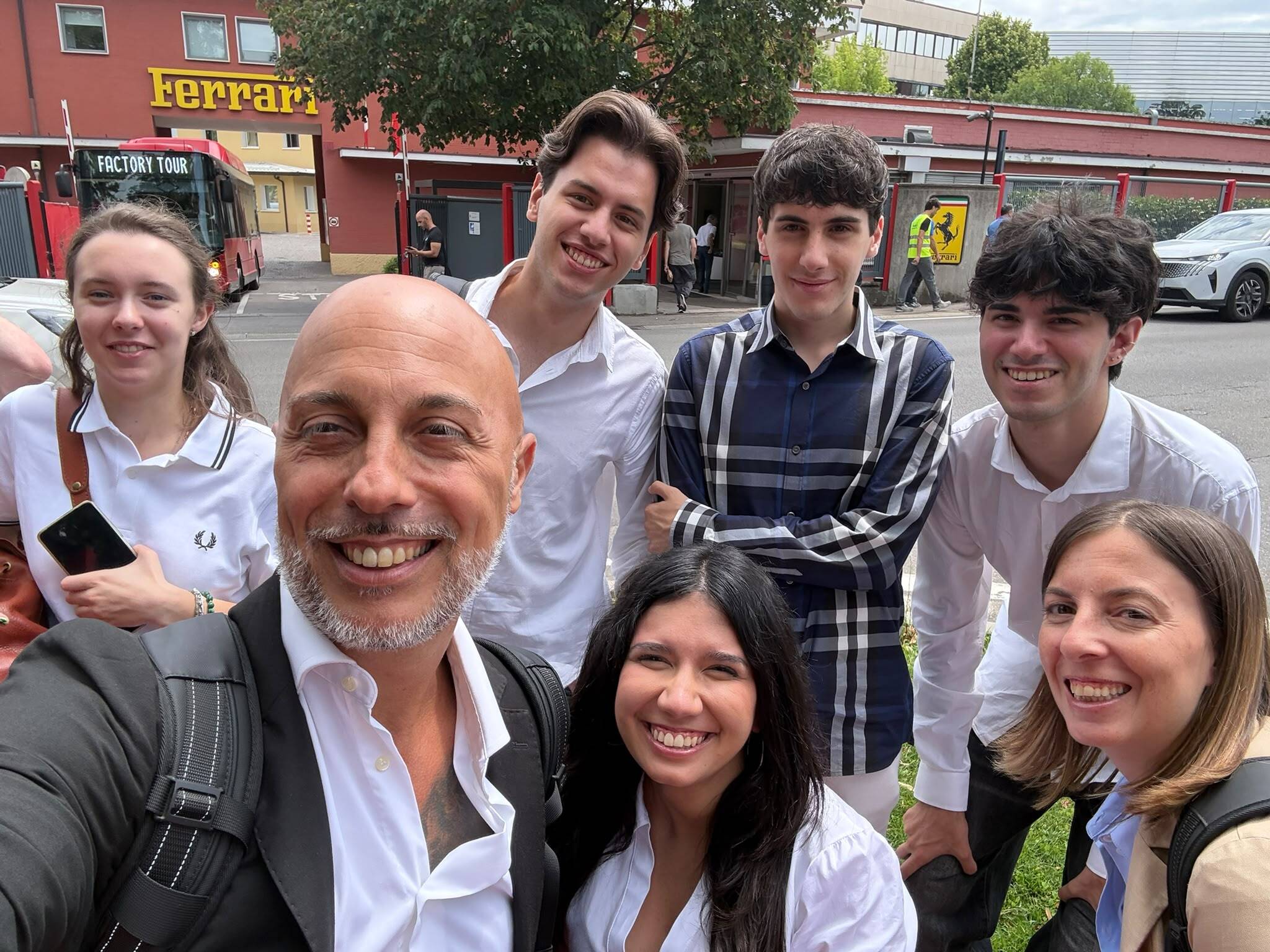 Il team dopo la presentazione con il cliente